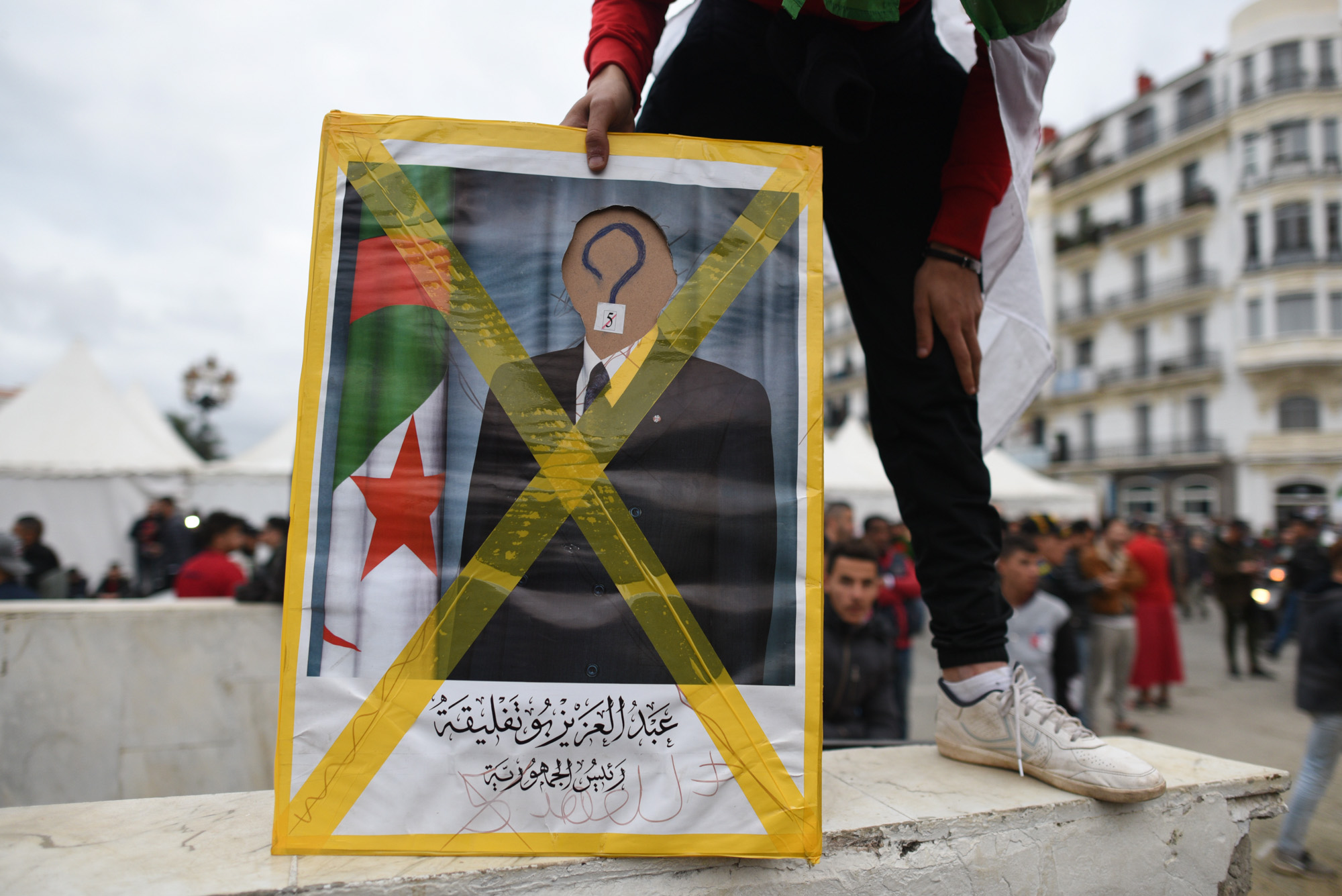 Algeria empty presidential seat